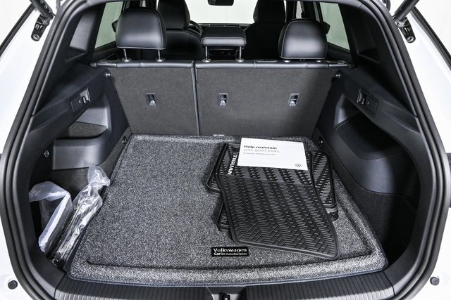 new 2025 Volkswagen Tiguan car, priced at $40,256