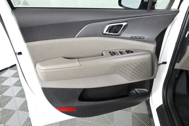 new 2026 Kia Carnival Hybrid car, priced at $46,599