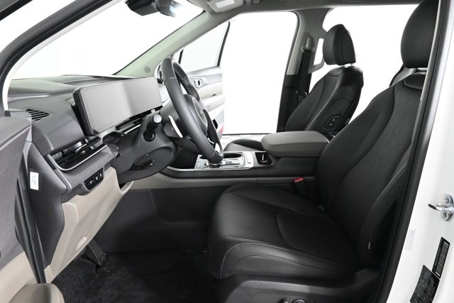 new 2026 Kia Carnival Hybrid car, priced at $46,599