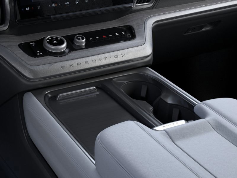 new 2025 Ford Expedition car, priced at $81,250