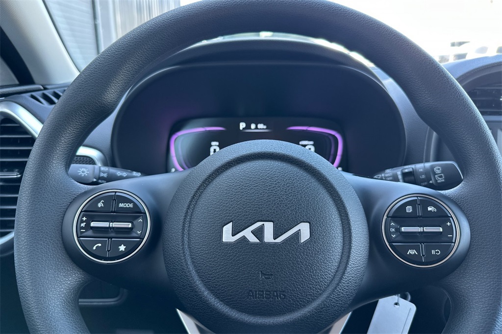 new 2025 Kia Soul car, priced at $21,883