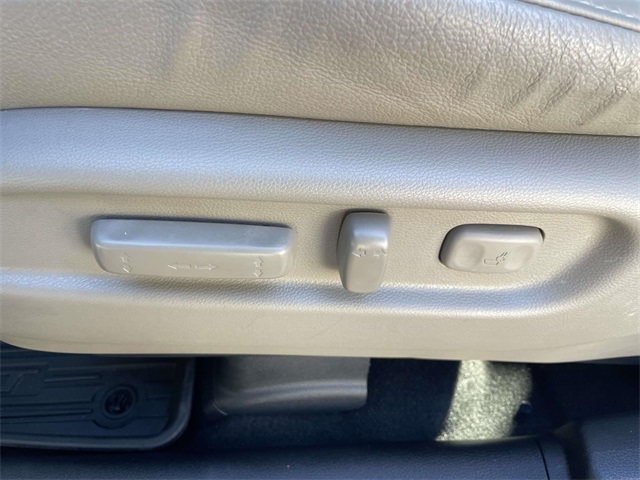 used 2022 Honda Pilot car, priced at $29,644