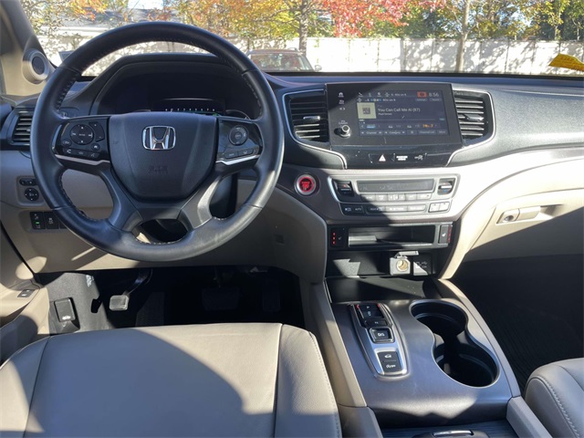 used 2022 Honda Pilot car, priced at $29,644