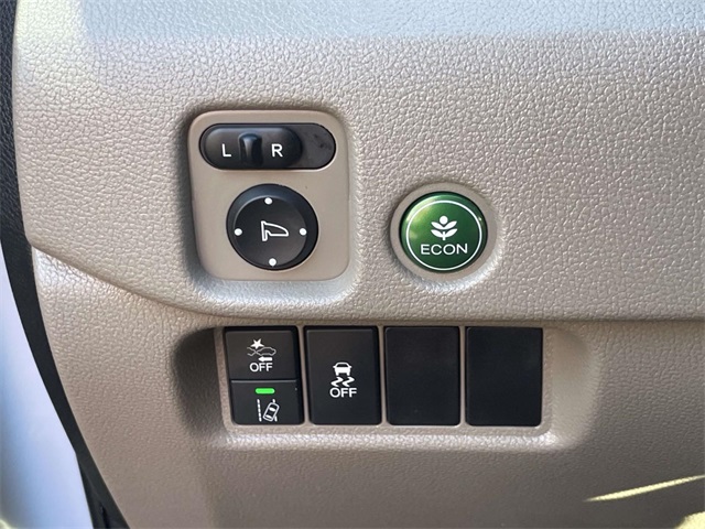 used 2022 Honda Pilot car, priced at $29,644