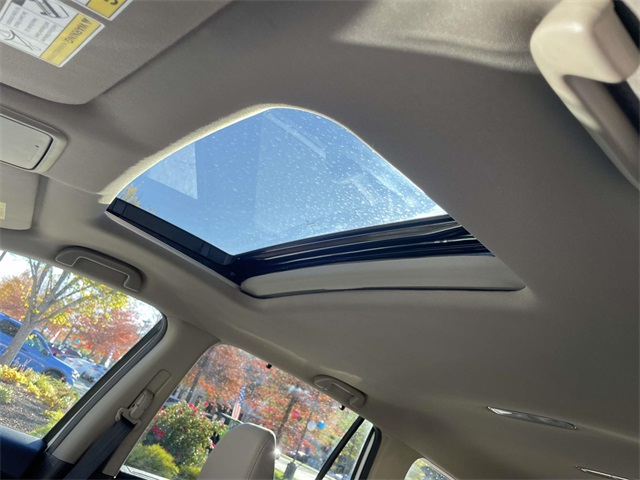 used 2022 Honda Pilot car, priced at $29,644