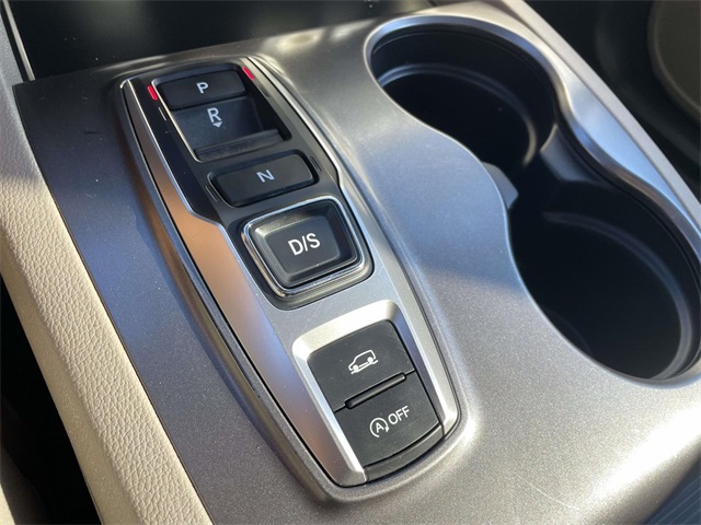 used 2022 Honda Pilot car, priced at $29,644