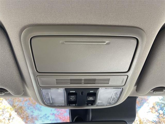 used 2022 Honda Pilot car, priced at $29,644