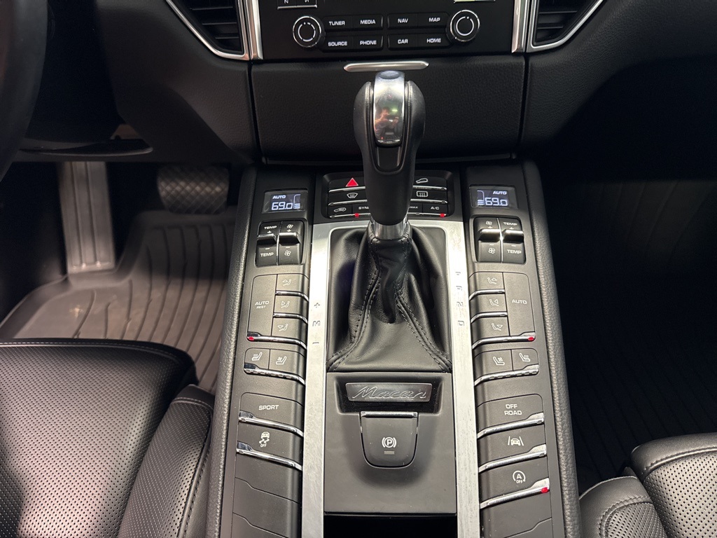 used 2018 Porsche Macan car, priced at $31,895