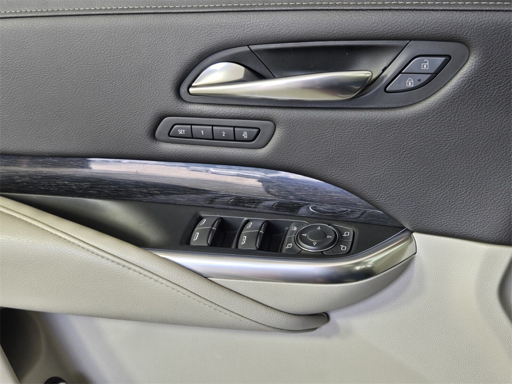 used 2020 Cadillac XT4 car, priced at $23,500