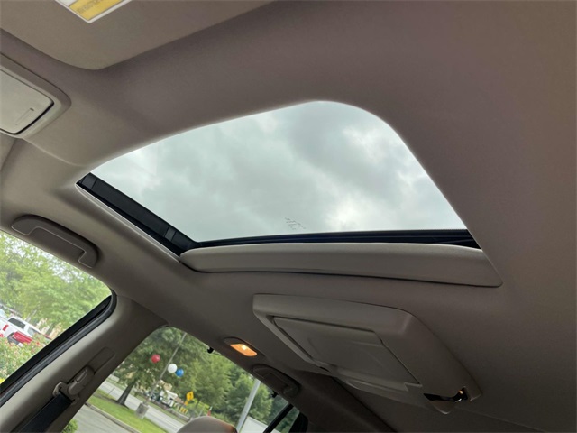 used 2022 Honda Pilot car, priced at $34,611