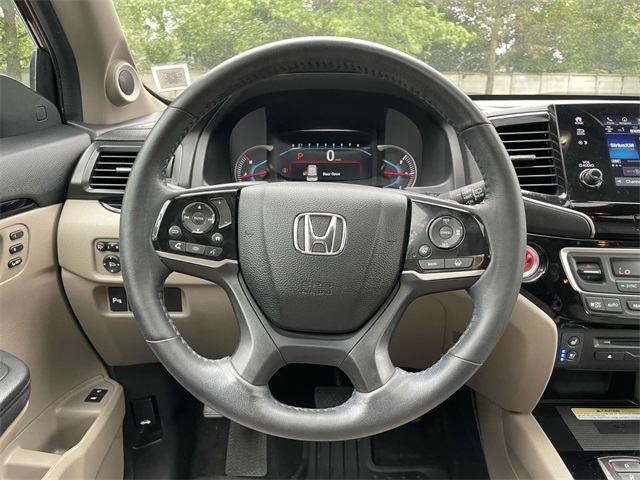 used 2022 Honda Pilot car, priced at $34,611