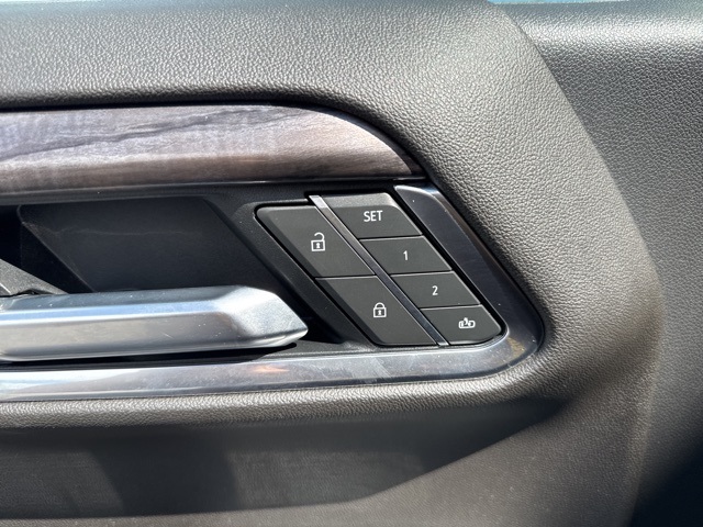 used 2022 Chevrolet Silverado 1500 car, priced at $47,990