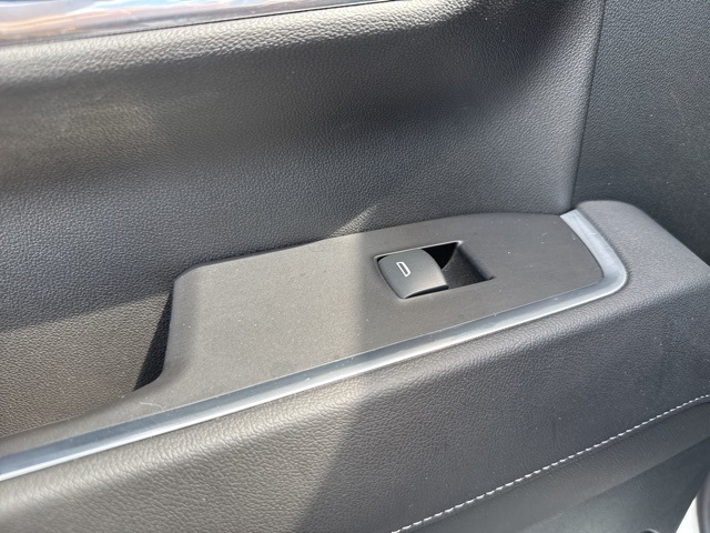 used 2022 Chevrolet Silverado 1500 car, priced at $47,990