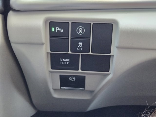 used 2025 Acura RDX car, priced at $44,300