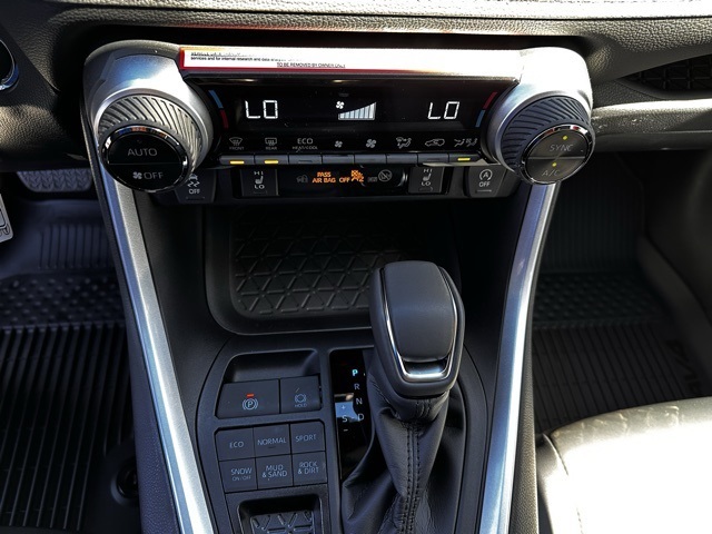 new 2025 Toyota RAV4 car