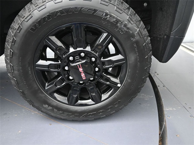 new 2025 GMC Sierra 2500HD car, priced at $88,260