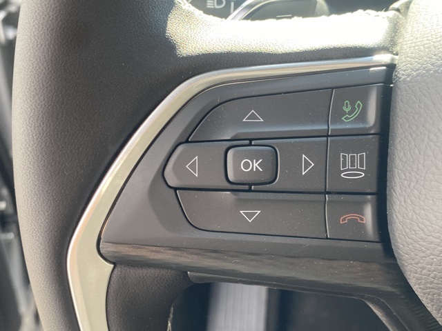 new 2025 Jeep Grand Cherokee car, priced at $38,820