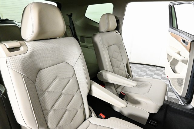 used 2024 Volkswagen Atlas car, priced at $32,700