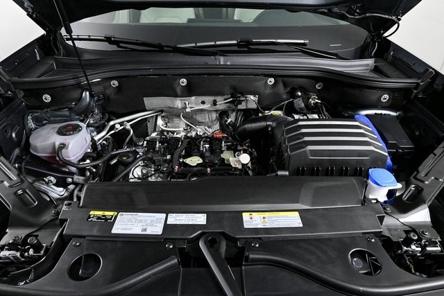 used 2024 Volkswagen Atlas car, priced at $32,700
