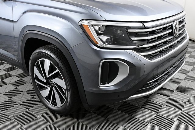 used 2024 Volkswagen Atlas car, priced at $32,700