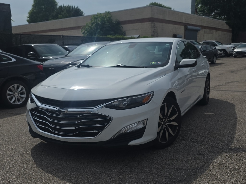 used 2021 Chevrolet Malibu car, priced at $13,595