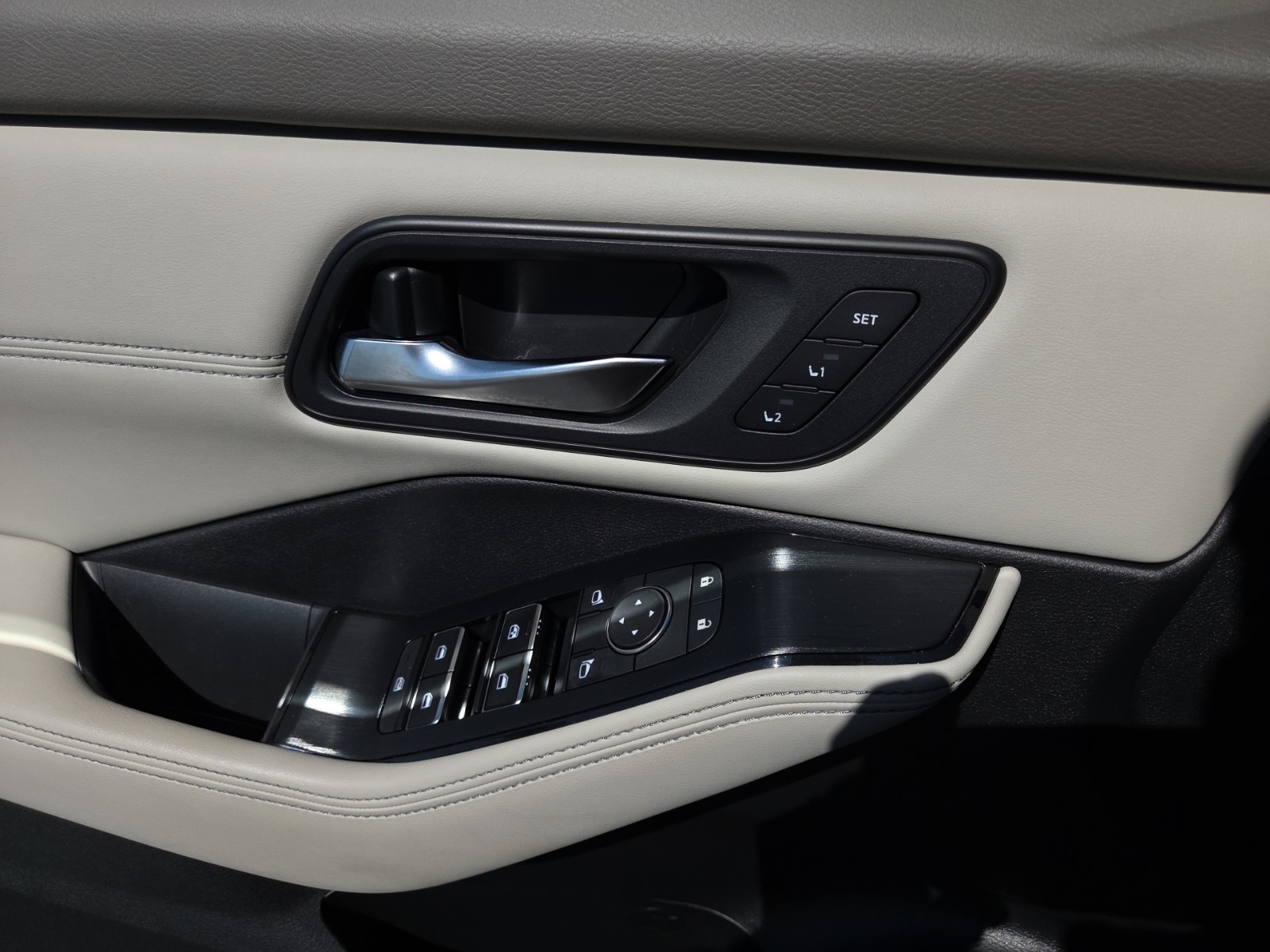 used 2022 Nissan Rogue car, priced at $26,743