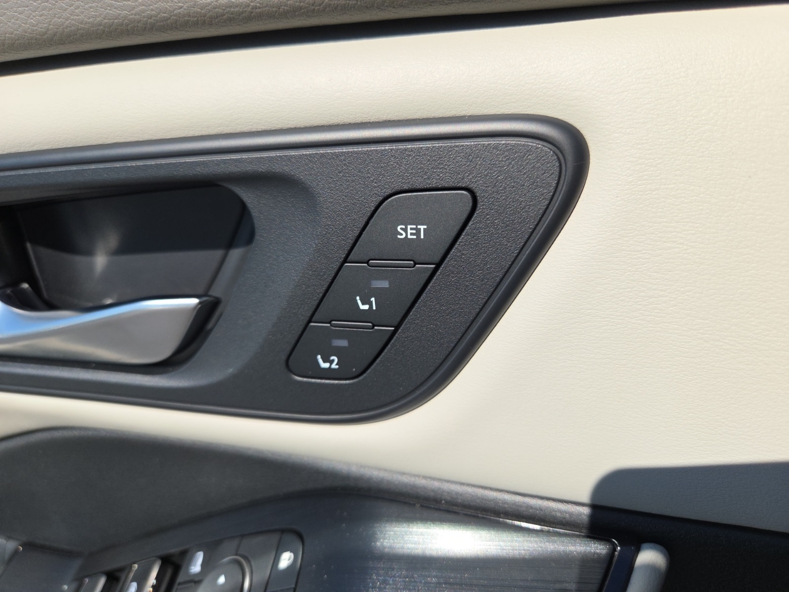 used 2022 Nissan Rogue car, priced at $26,743