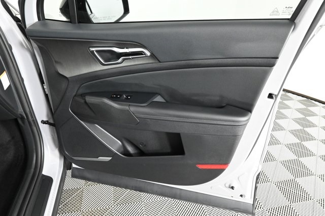new 2026 Kia Sportage Hybrid car, priced at $37,598