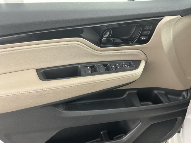 used 2023 Honda Odyssey car, priced at $35,997