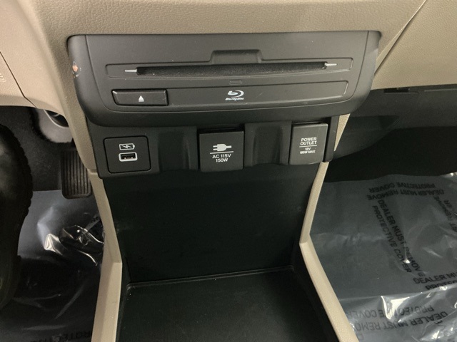 used 2023 Honda Odyssey car, priced at $35,997