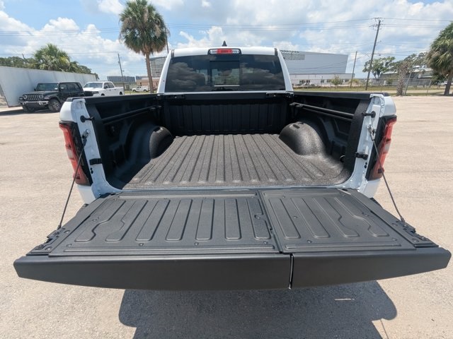 new 2025 Ram 1500 car, priced at $61,520