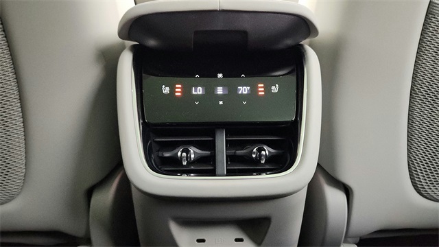 new 2025 Volvo EX90 car, priced at $91,820