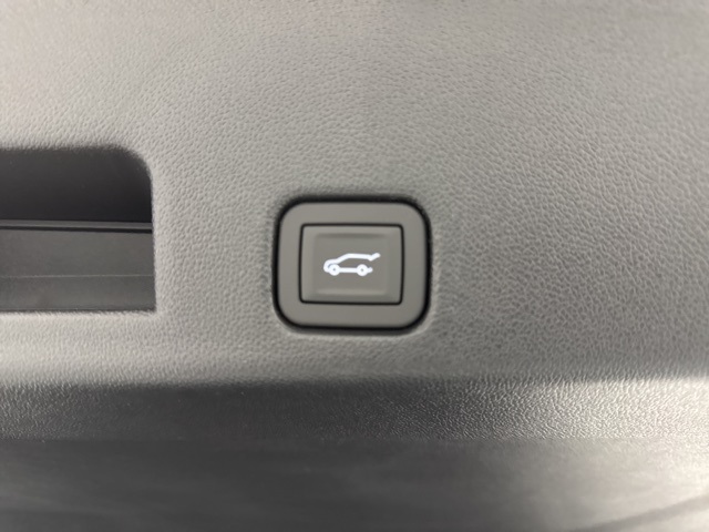 new 2026 Chevrolet Traverse car, priced at $56,295