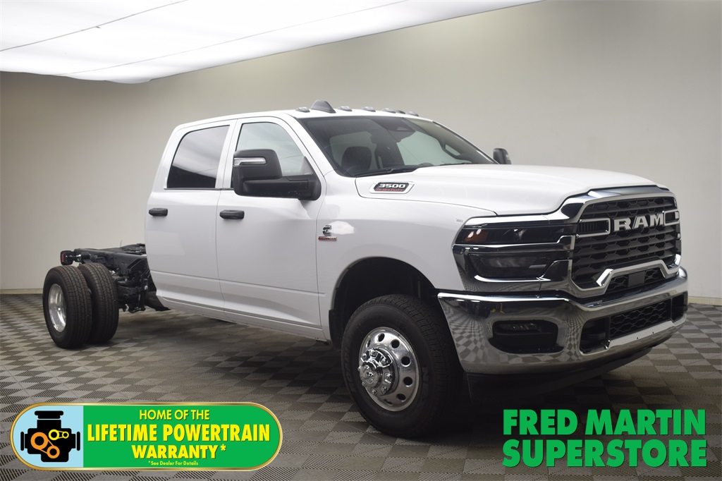 new 2025 Ram 3500 car, priced at $68,310