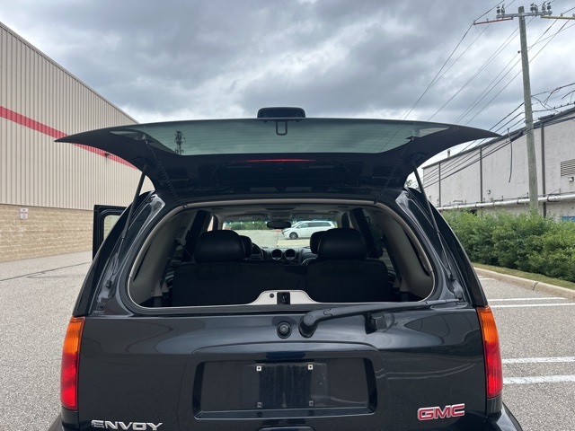 used 2008 GMC Envoy car, priced at $8,998