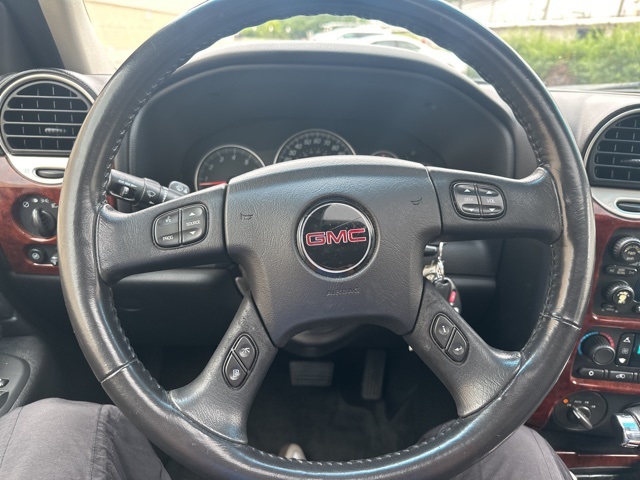 used 2008 GMC Envoy car, priced at $8,998