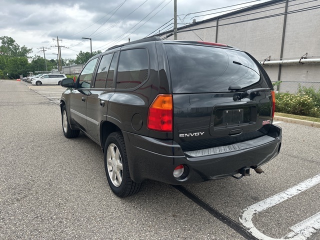 used 2008 GMC Envoy car, priced at $8,998