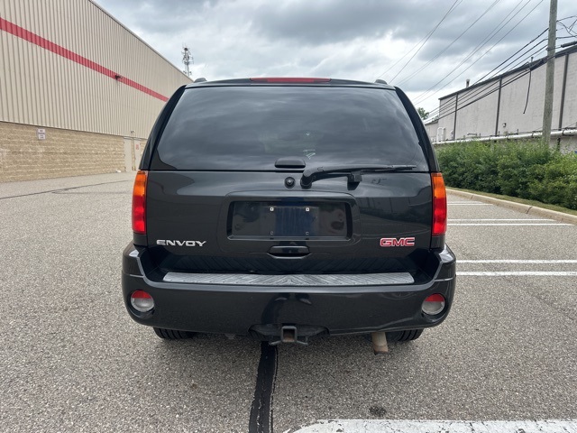 used 2008 GMC Envoy car, priced at $8,998