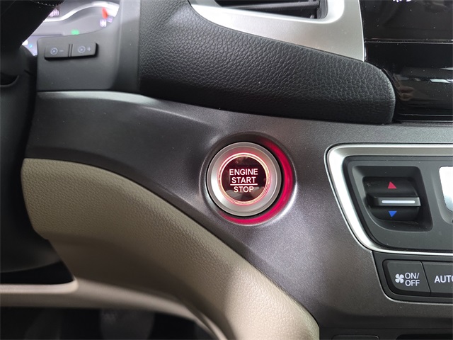 used 2018 Honda Pilot car, priced at $22,225