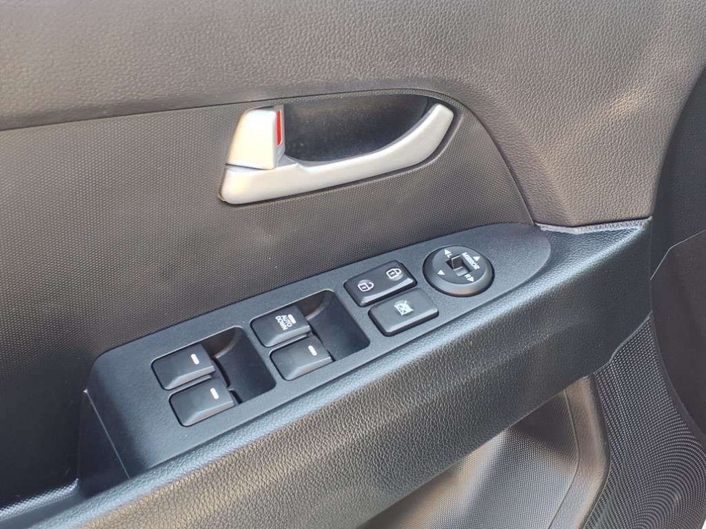 used 2014 Kia Sportage car, priced at $8,900