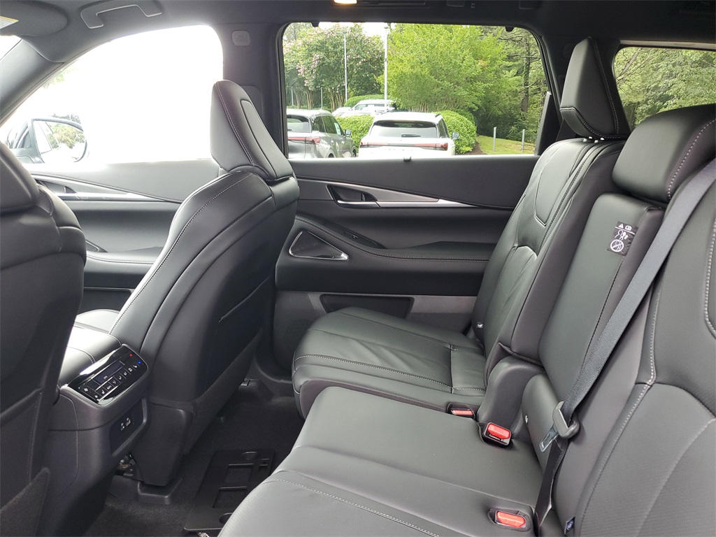 new 2025 INFINITI QX60 car, priced at $52,980