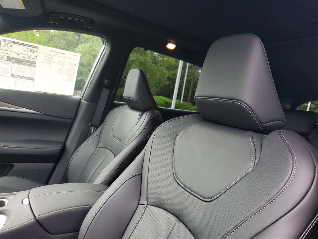 new 2025 INFINITI QX60 car, priced at $52,980