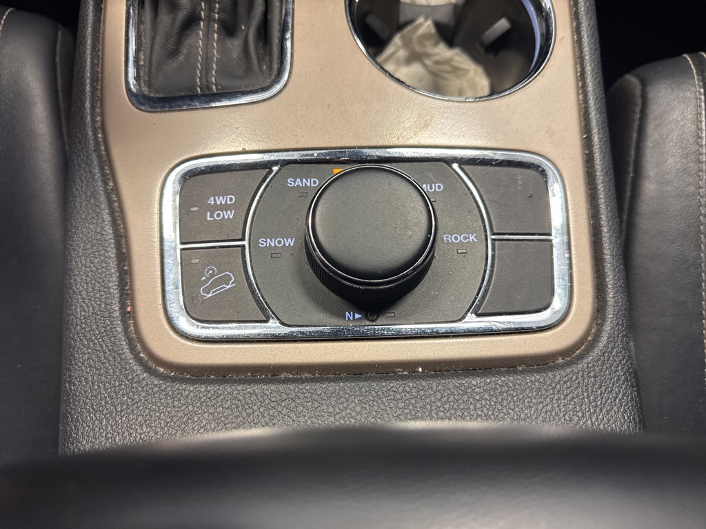 used 2017 Jeep Grand Cherokee car, priced at $9,500