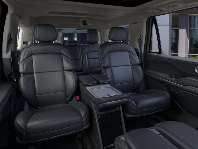new 2025 Lincoln Navigator car, priced at $106,440