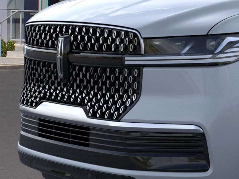 new 2025 Lincoln Navigator car, priced at $106,440