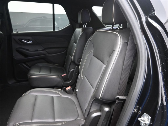 used 2022 Chevrolet Traverse car, priced at $29,526