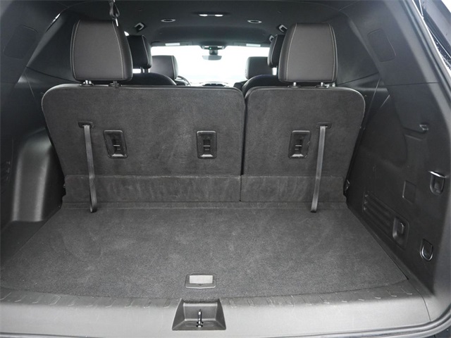 used 2022 Chevrolet Traverse car, priced at $29,526