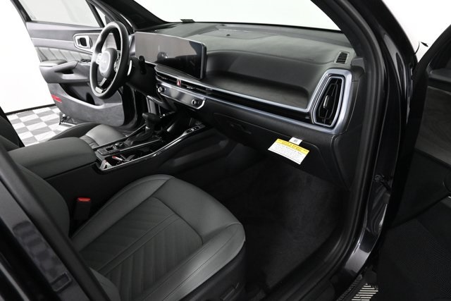 new 2025 Kia Sorento car, priced at $44,905