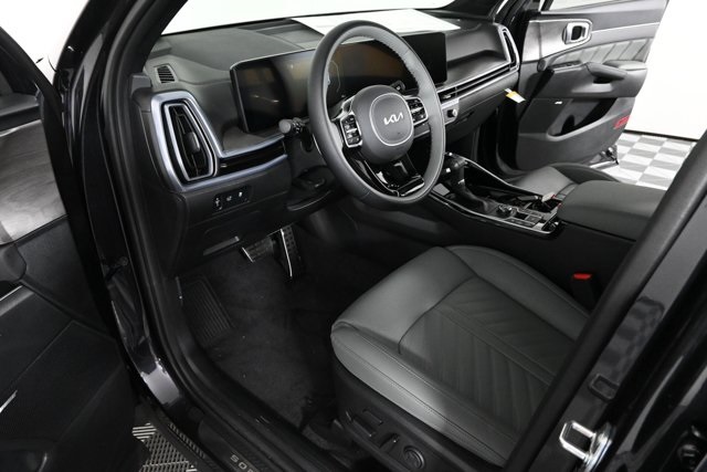 new 2025 Kia Sorento car, priced at $44,905