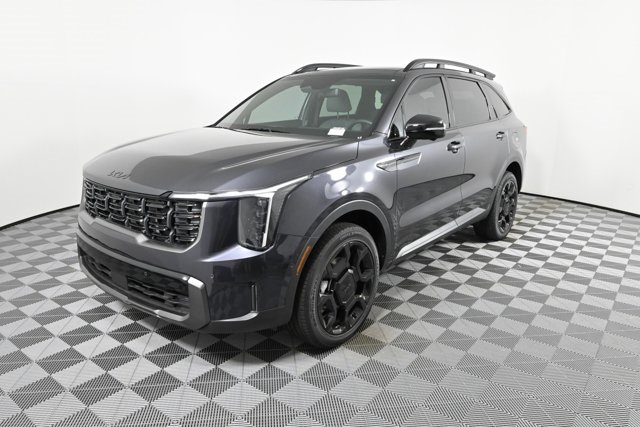 new 2025 Kia Sorento car, priced at $44,905